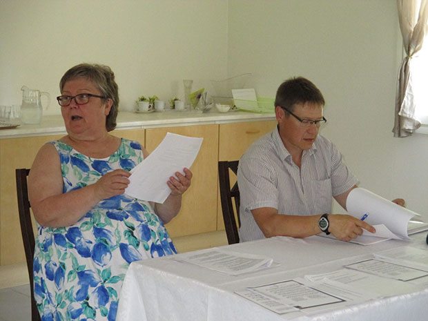 Puhetta johti Pirkko ja sihteerin&auml; toimi Sami